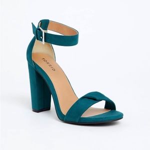 Torrid size 13w Emerald Heels